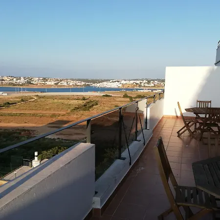 Alltravel Encosta Da Marina פורטימאו